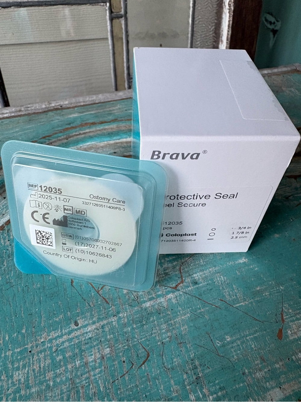 11 Coloplast 12035 Brava Protective Seals 3/4" Opening 1-7/8" Ring Exp. 2027